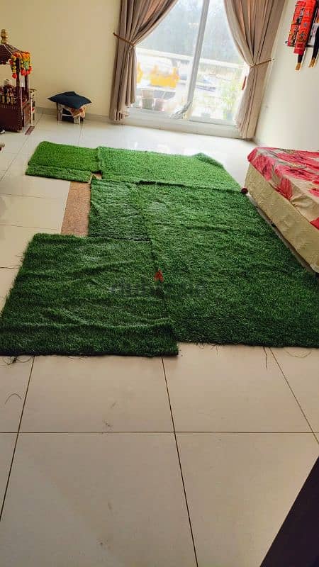 Green artificial lawn 3