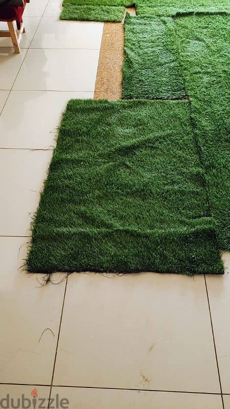 Green artificial lawn 4