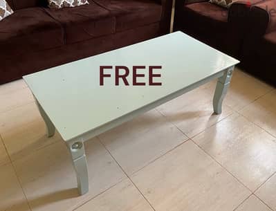 URGENT SALE!!!!! 5 seater Sofaset with FREE tea table