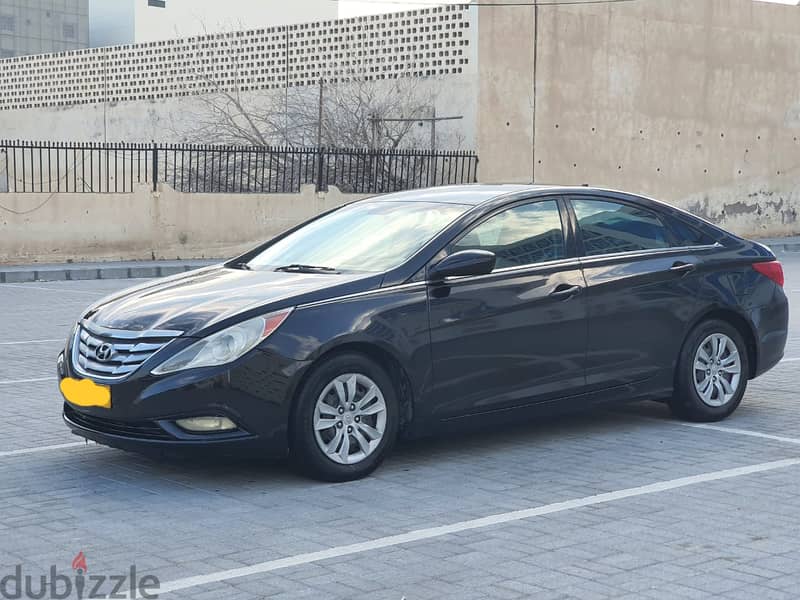 2011 Hyundai Sonata-4 Cyl. Sedan 4D GLS 0