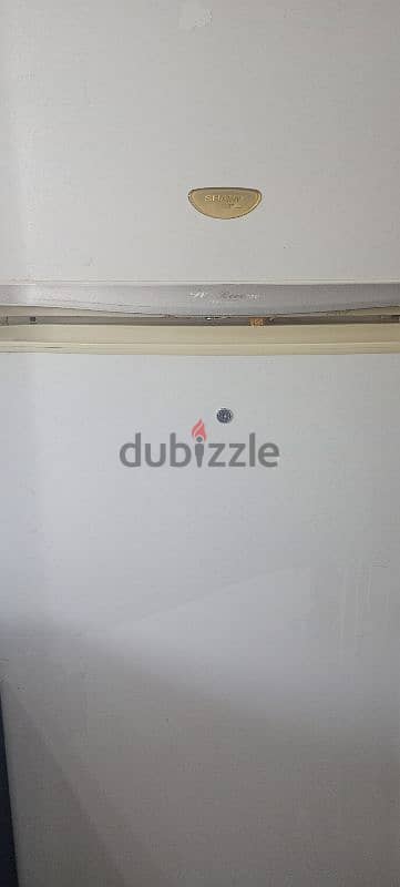 refrigerator for sale good working and good condition