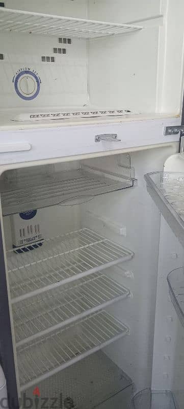 refrigerator for sale good working and good condition 3