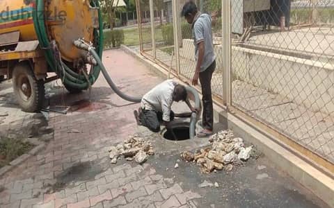 cleaning septic tank and block pipe open sewarge tank