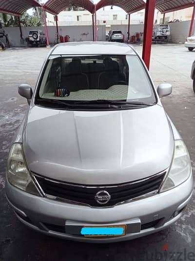 Nissan Tiida 2011