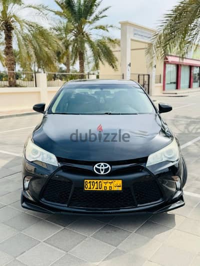 Toyota Camry 2016 black neat excellent condition