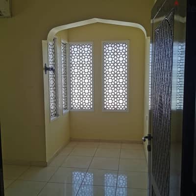 *Apartment for Rent in Ma'abilah 7th Area*