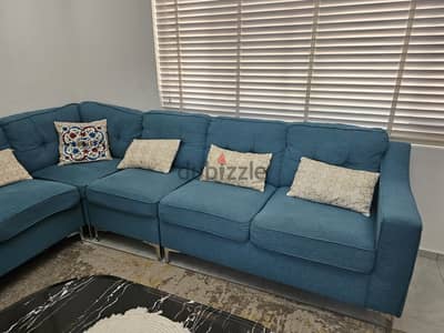 L shaped sofa with coffee table