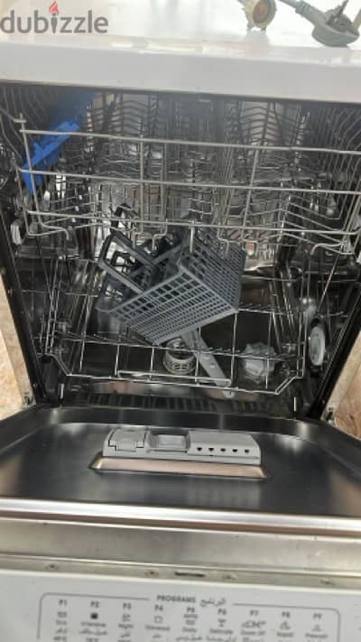 Candy Dishwasher