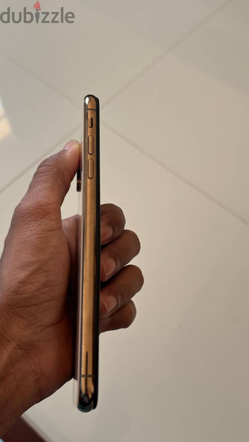 Iphone XS Max ( 256 GB ) 3