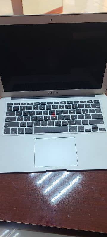 Apple Macbook Air 2013 slim desgn for sale 1