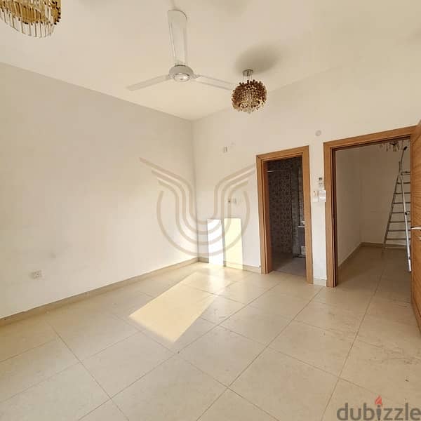 AZAIBA | LUXURIOUS 6 BR VILLA NEAR THR BEACH  FOR RENT 3