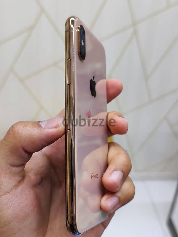 iphone XS 1