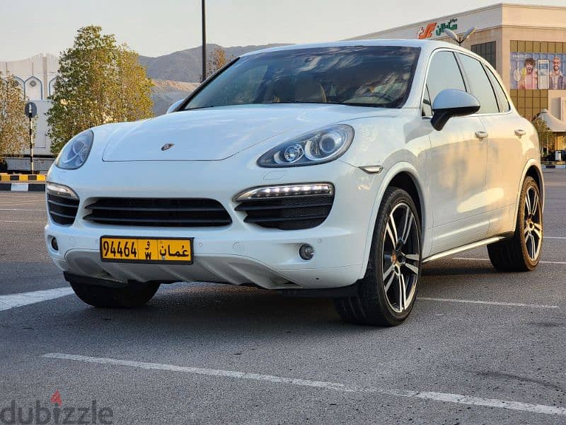 Cayenne S V8  2014 immaculate condition 0