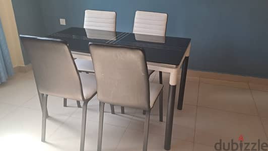 4 seater dining table for sale