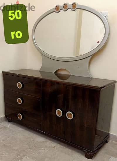 Elegant Dressing table