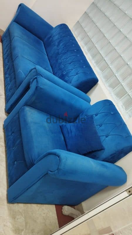 Living Room Sofa (4 Seater) 1