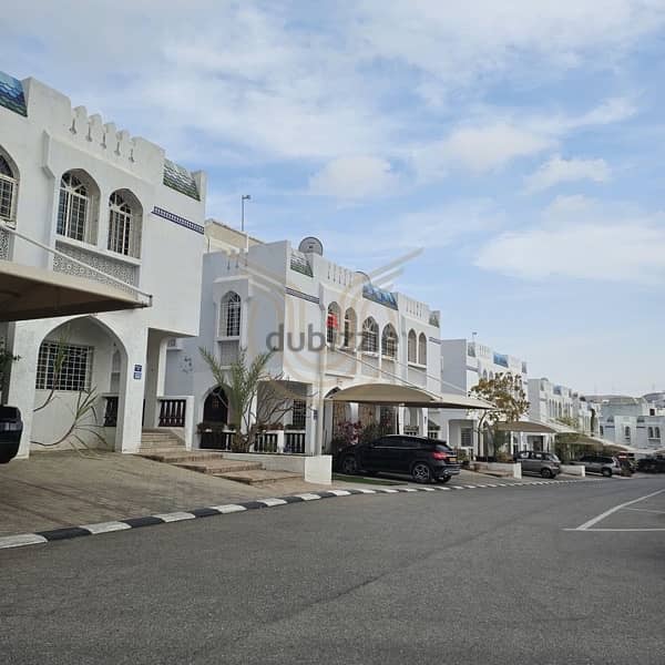 MADINAT AL ILLAM | EXCELLENT 3+1 BR VILLA FOR RENT 9