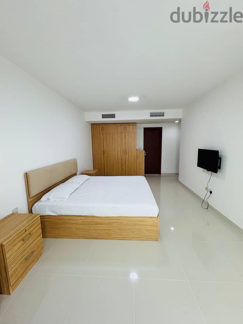 3 BHK FURNISHED in Grand Mall ytr 10