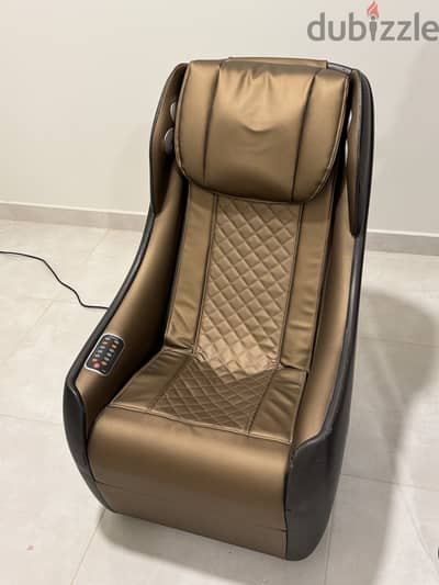 Used Isukoshi Massage Chair FOR SALE *Urgent*