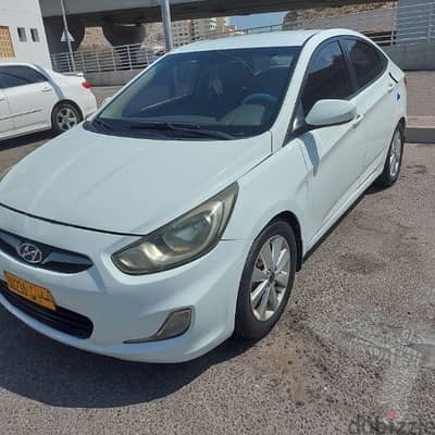 Hyundai Accent 2014