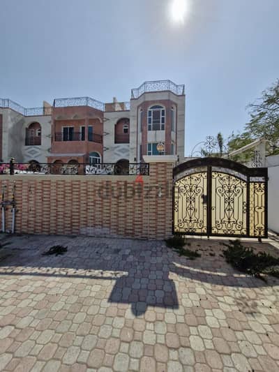 4 BR + Maid’s Room Villa with Pool + Lounge in Seeb