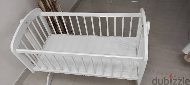 baby cot