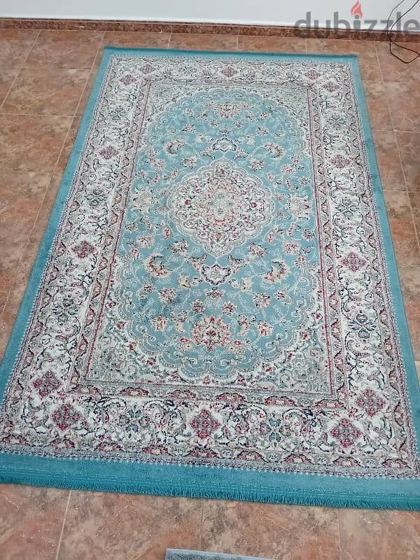 fine condition carpet available. 0