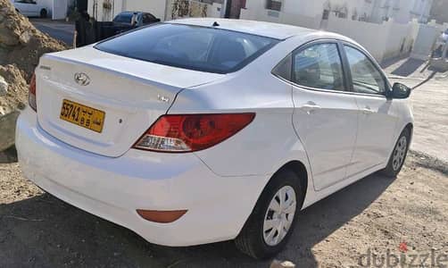 Hyundai Accent 2012