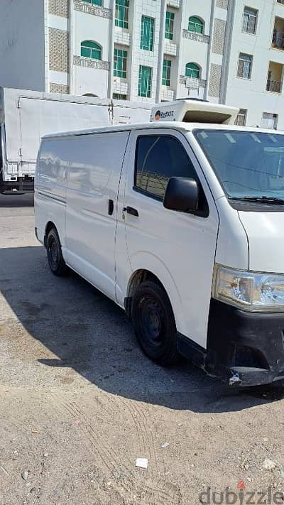 Toyota Hiace 2013