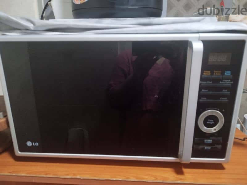 microwave -convection oven 0