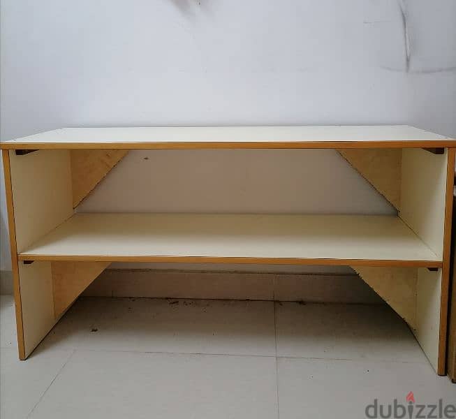 Book/Shoe shelves 0