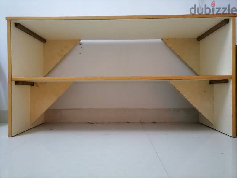 Book/Shoe shelves 2