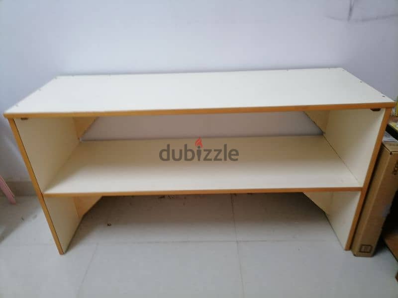 Book/Shoe shelves 3