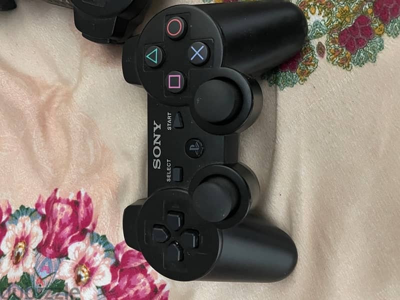 sony ps3 controller (2 peice) 1