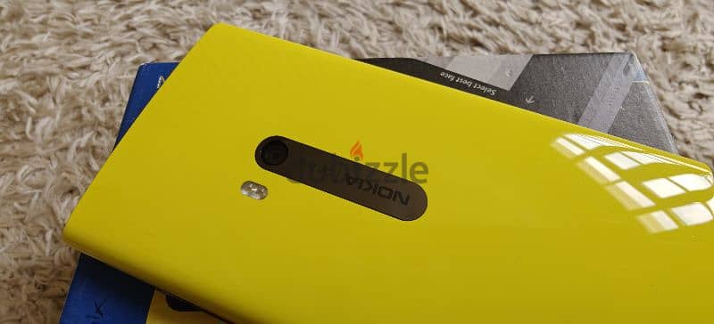 Extremely Rare Nokia Lumia 920 Excellent Condition Yellow Color 4