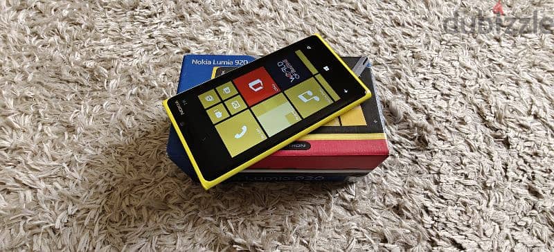 Extremely Rare Nokia Lumia 920 Excellent Condition Yellow Color 5