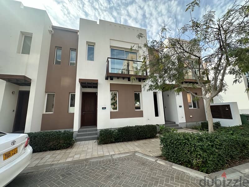 beautiful 4+1 townhouse in neem almouj 0