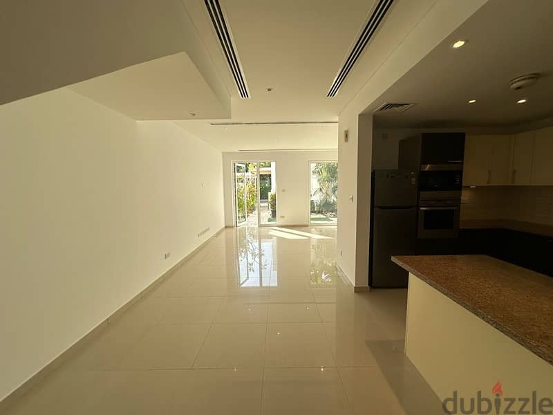 beautiful 4+1 townhouse in neem almouj 12