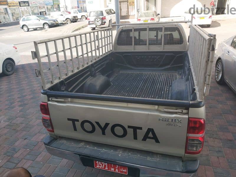 Toyota Hilux 2013 0