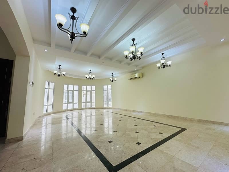 6 bedroom villa for rent shatti al Qurum 1