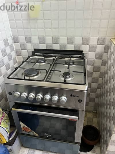 Cooking Range in Good condition