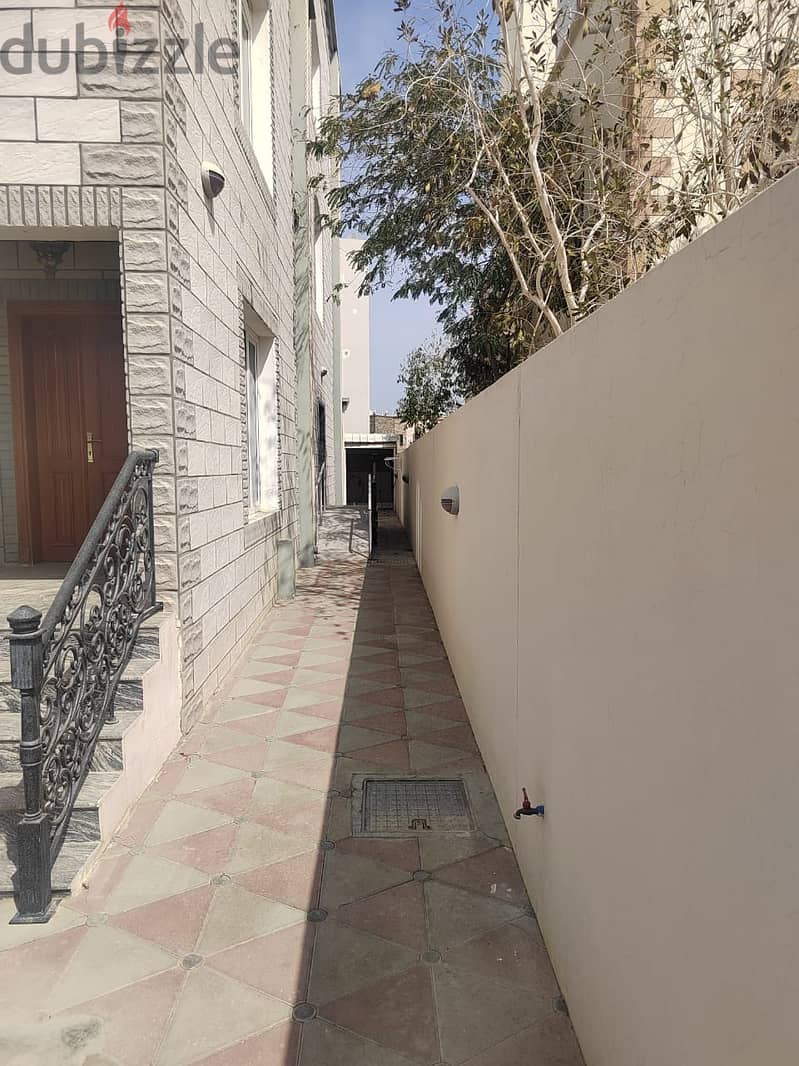 For Rent Villa 5BHK - Al Khoud 5