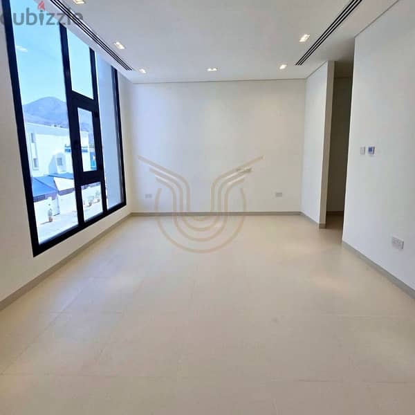 AL QURUM 29 | BRAND NEW 5+1 BR TWIN VILLA FOR RENT 3