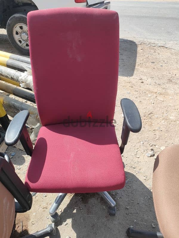 New Used chair for office or Home 2