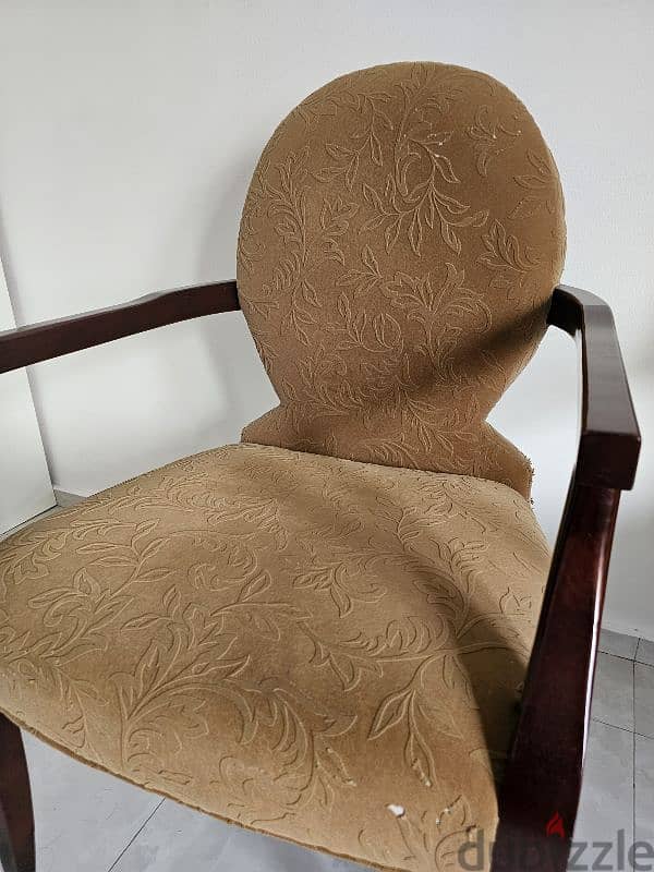 lounge or room chairs in very good condition 5