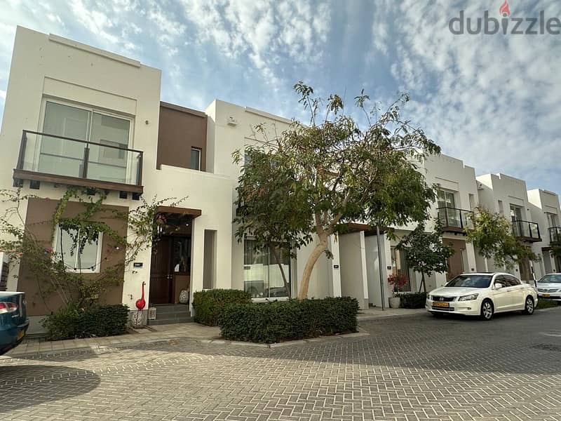 highly recommend 4+1 neem F type town house in mouj 0