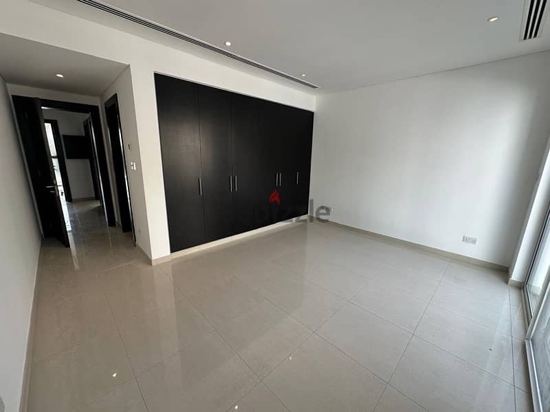 highly recommend 4+1 neem F type town house in mouj 13