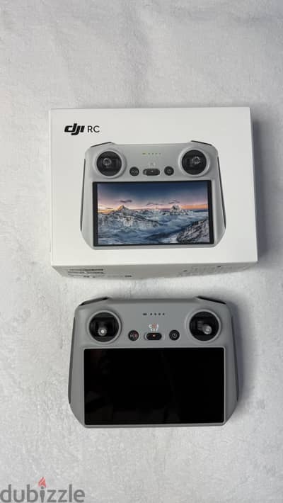 DJI RC Smart Controller للبيع جهاز