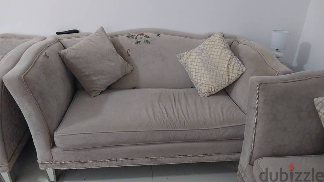 Sofa set. 1