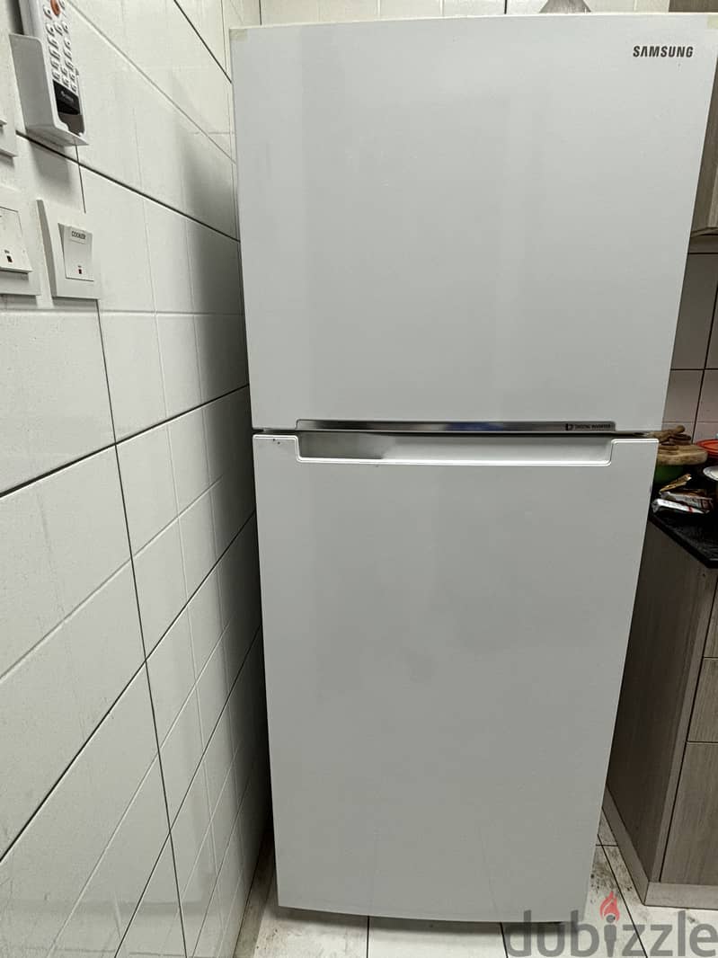 Samsung 350L Refrigerator - Used 0